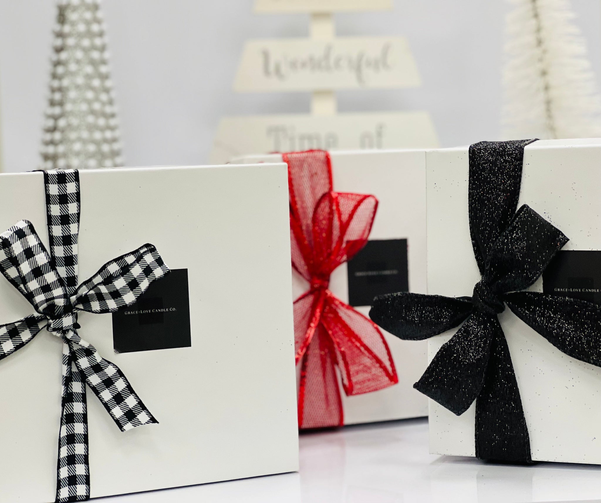 Gift Wrapping and Personalized Card Grace Love Candle Co